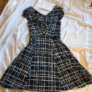 Banana Republic Fit & Flare dress. EUC